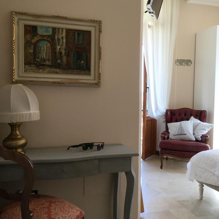 Ca Leon Hotel La Spezia Exterior photo